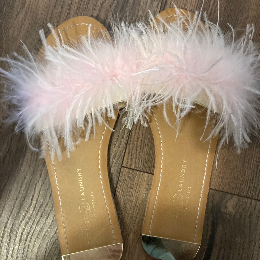 Size 10 pink shoes